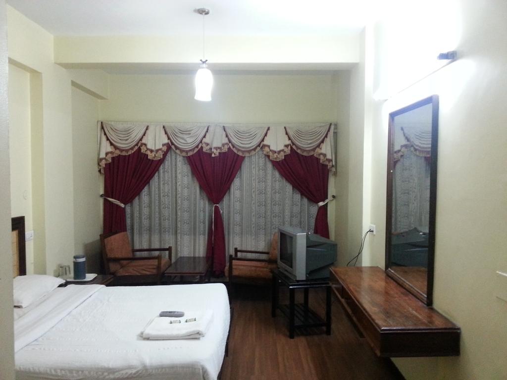Hotel Preethi Palace Ooty Habitación foto